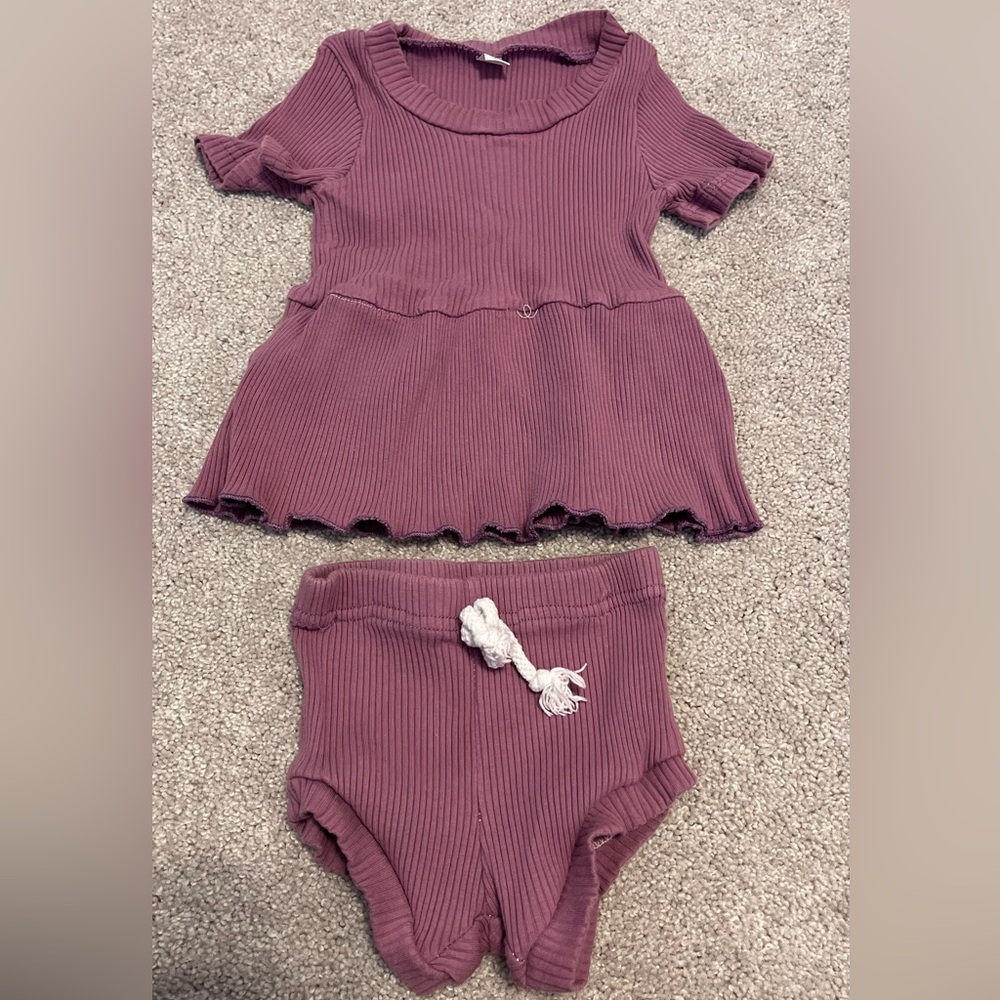 ⭐️5/$25⭐️ Ribbed Two-Piece Set Matching Outfit 2T